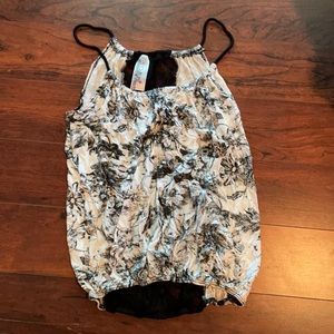 White & black flowy tank top
